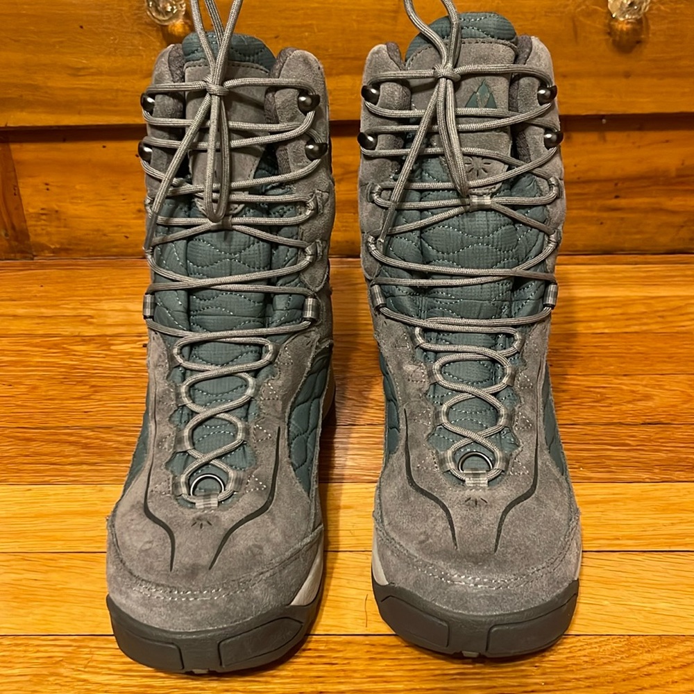 Vasque Pow Pow III Boots Women’s Size 8.5M